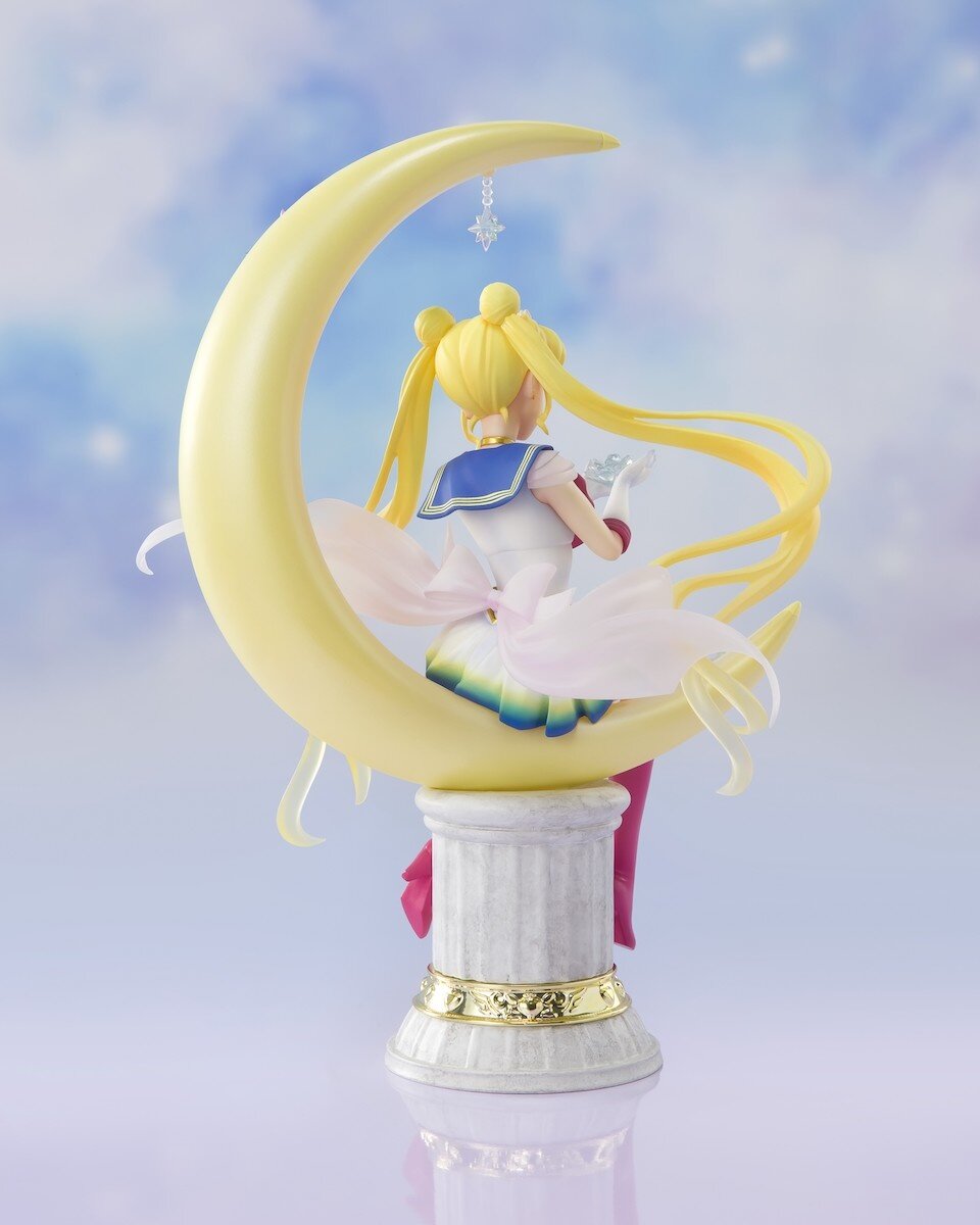 Super Sailor Moon (Bright Moon & Legendary Silver Crystal) - FiguartsZero  Chouette - Sailor Moon Eternal - Bandai