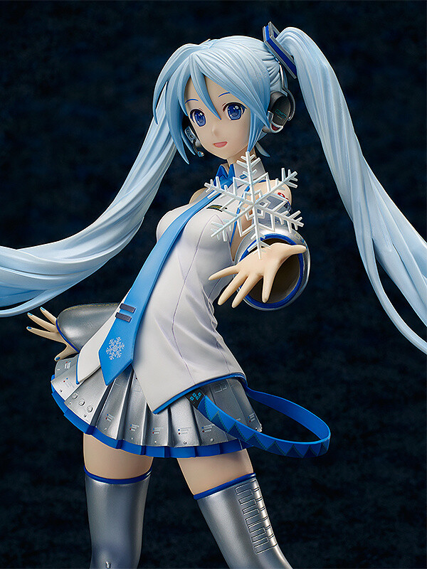 miku winter figure