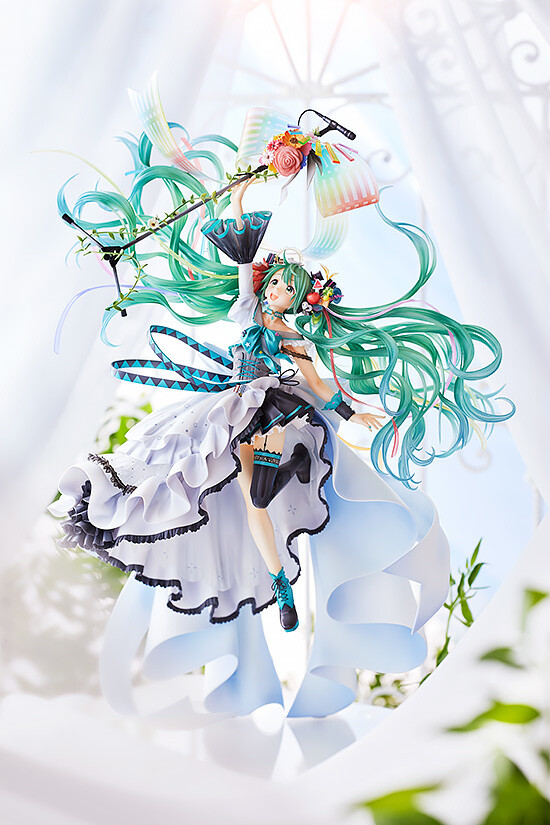 memorial miku figure