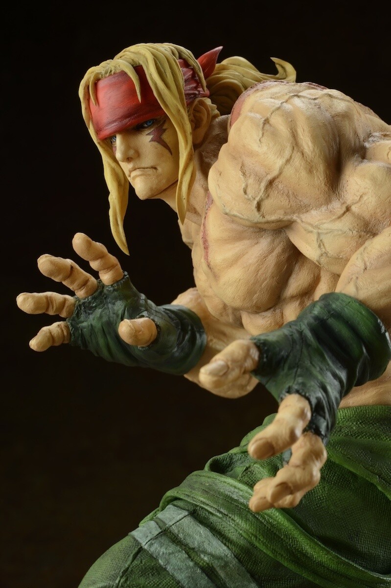 Fighters Legendary Series Street Fighter III 3rd Strike Alex 1/8 Scale  Figure