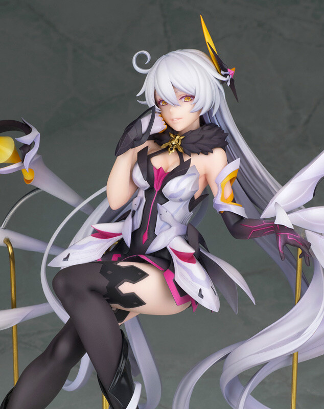 honkai figurine