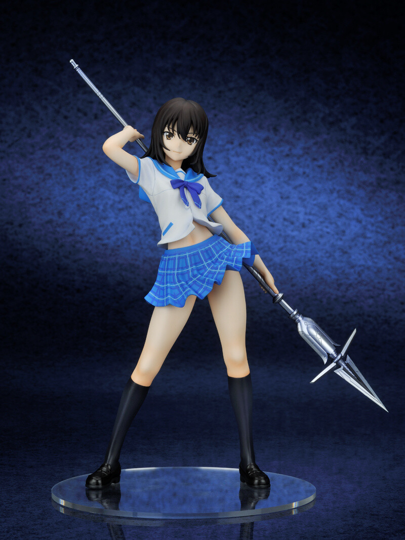 Yukina Himeragi from Strike the Blood