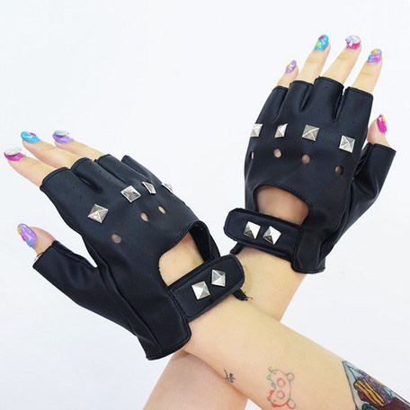 ACDC RAG Studded Black Fingerless Gloves: ACDC RAG - Tokyo Otaku Mode (TOM)