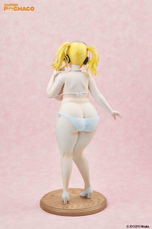 super pochaco figurine