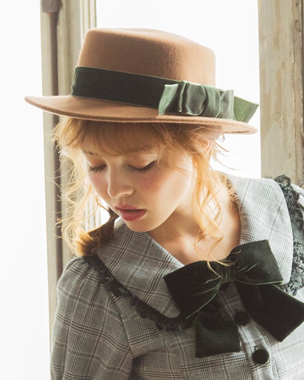 LIZ LISA Classic Felt Boater Hat - Tokyo Otaku Mode (TOM) display picture 1
