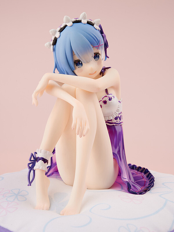 rem lingerie