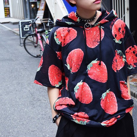 ACDC RAG Strawberry Oversized Short Sleeve Hoodie: ACDC RAG - Tokyo ...