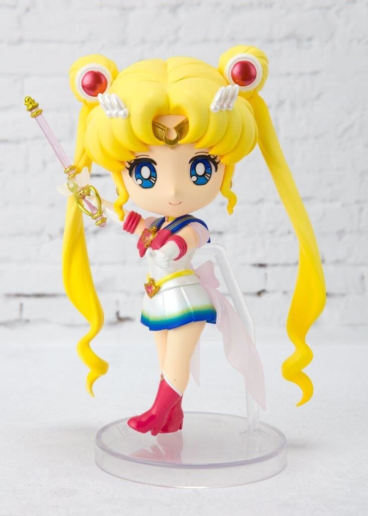 figuarts mini sailor moon eternal