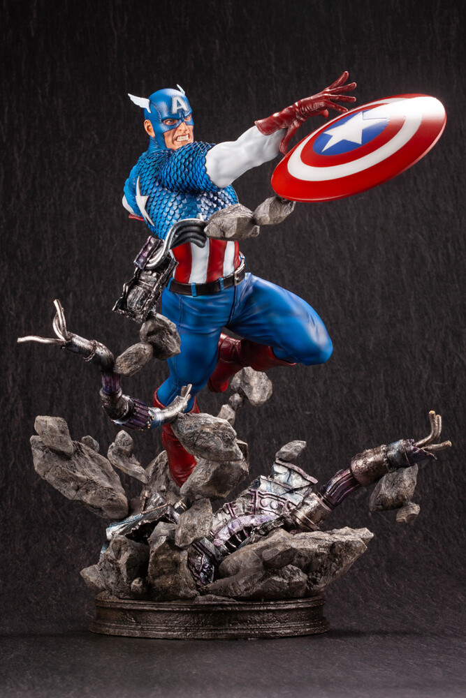 marvel avengers game statue