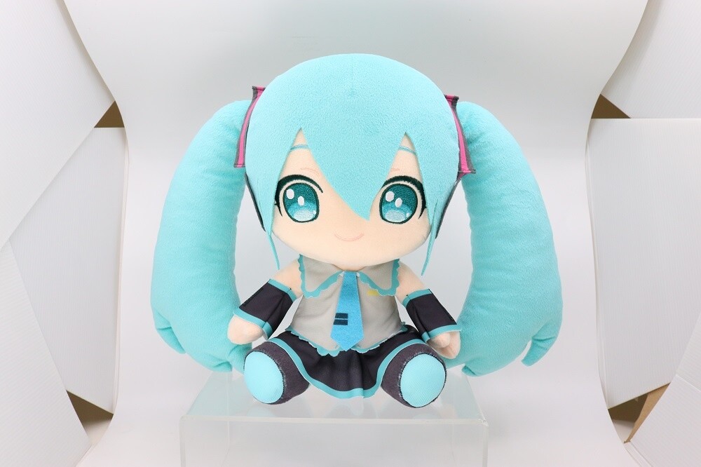 hatsune miku giant plush