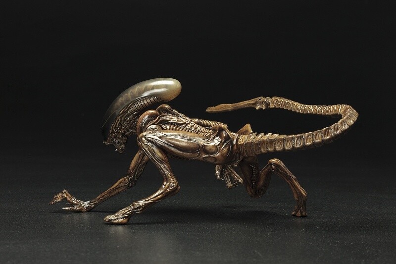 The Menace Has Returned! Figure of Dog Alien from Alien 3 Lands in October! 2