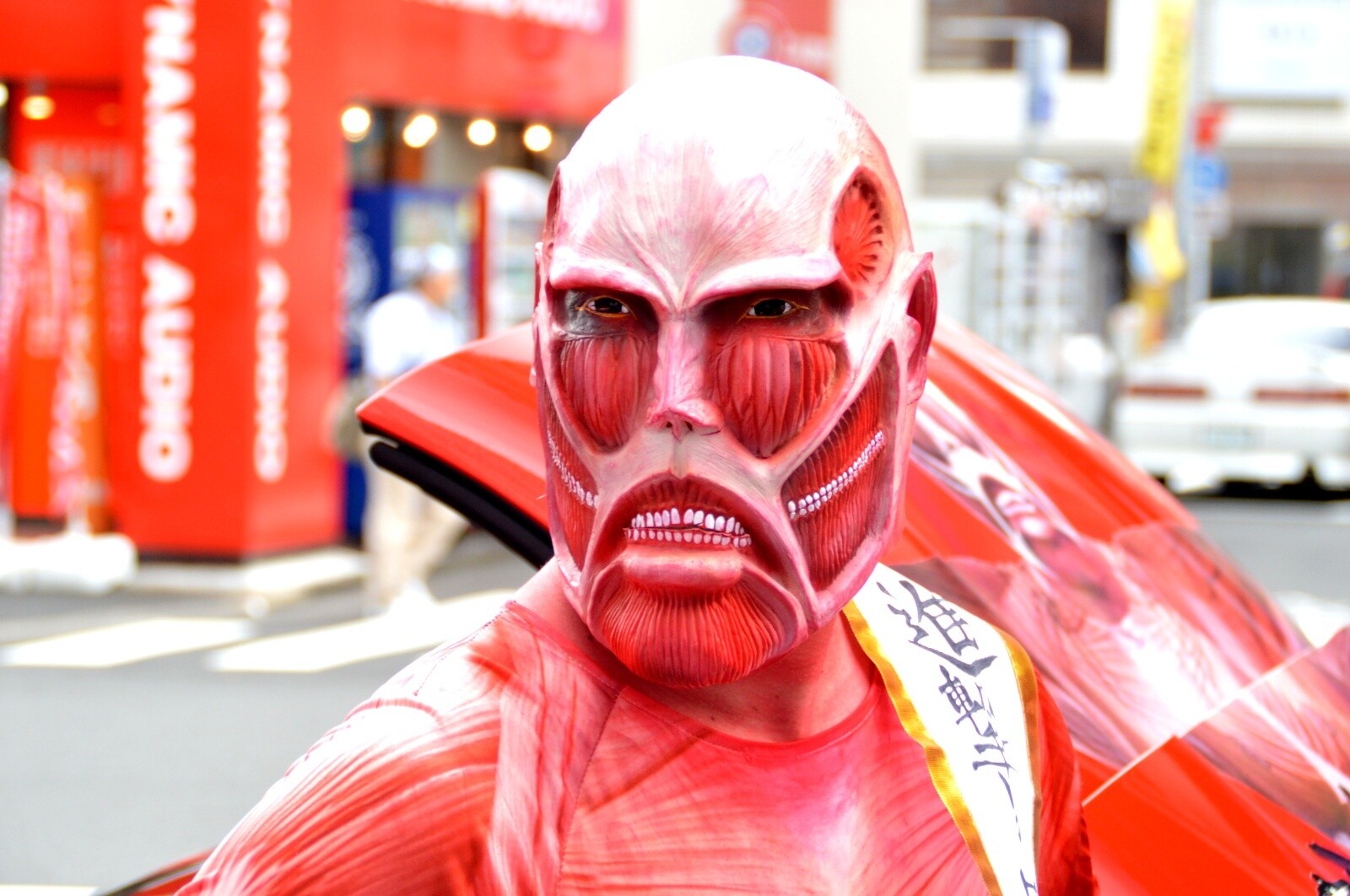 I wouldn't want to encounter this guy on the street at night... 12