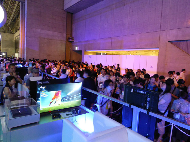TGS 2013 Attendees Demo Numerous Games on the New PlayStation 4 Console! 3
