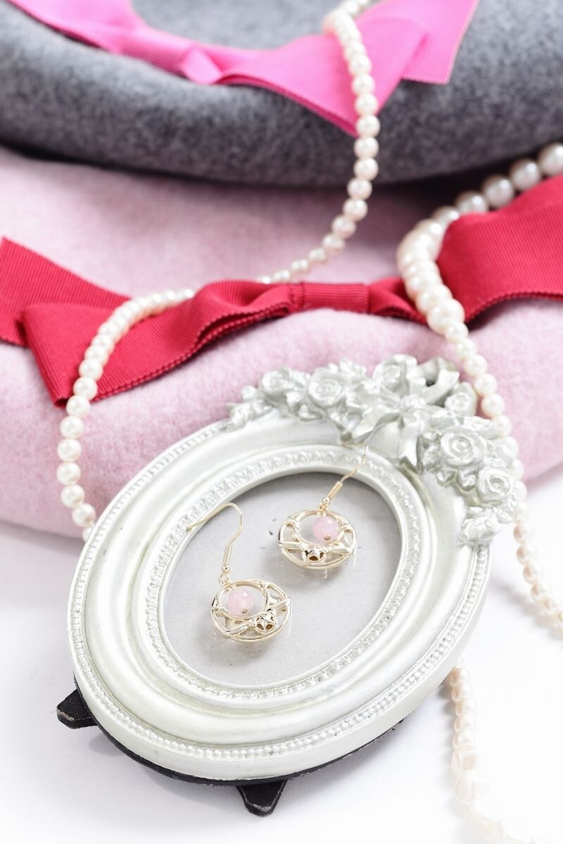 Pre-Orders Begin for Cute Beret Themed After *Cardcaptor Sakura*, Available in Pink and Gray 1