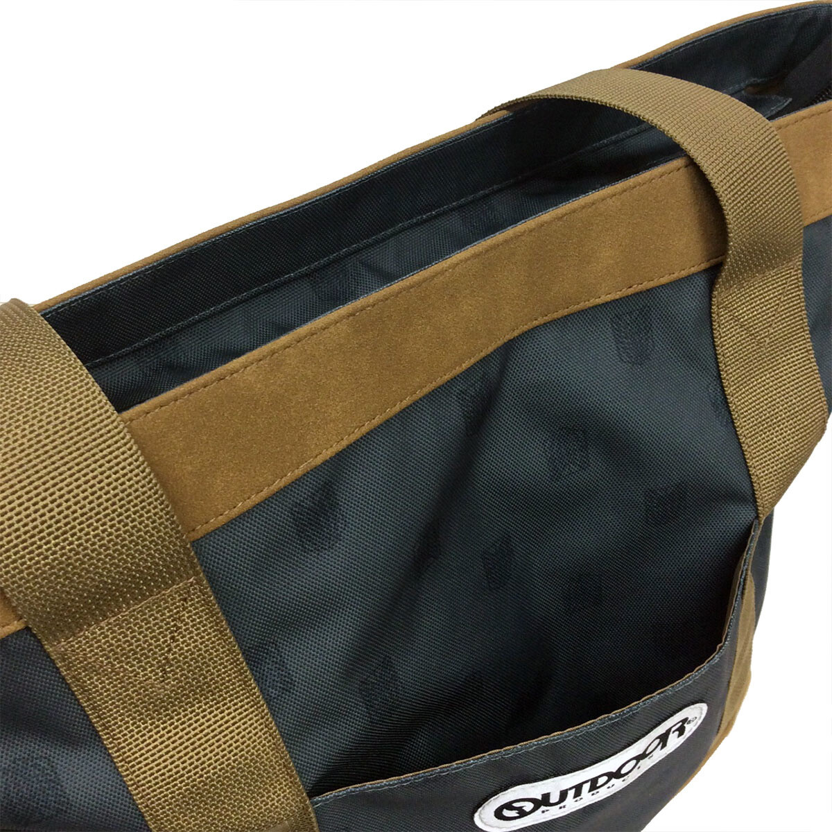 Attack on Titan Backpack and Tote Bag Available for Pre-orders! 6