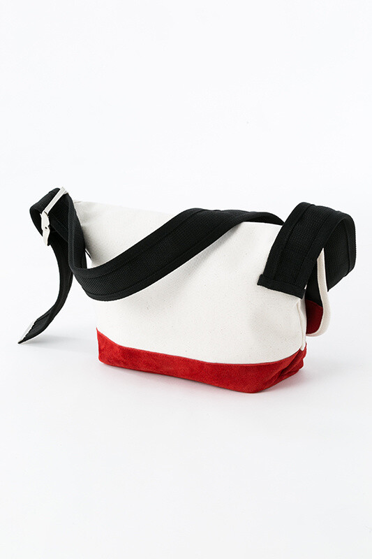 This Kuroko's Basketball Bag Will Show Your Love for Your Favorite High School Team! 2