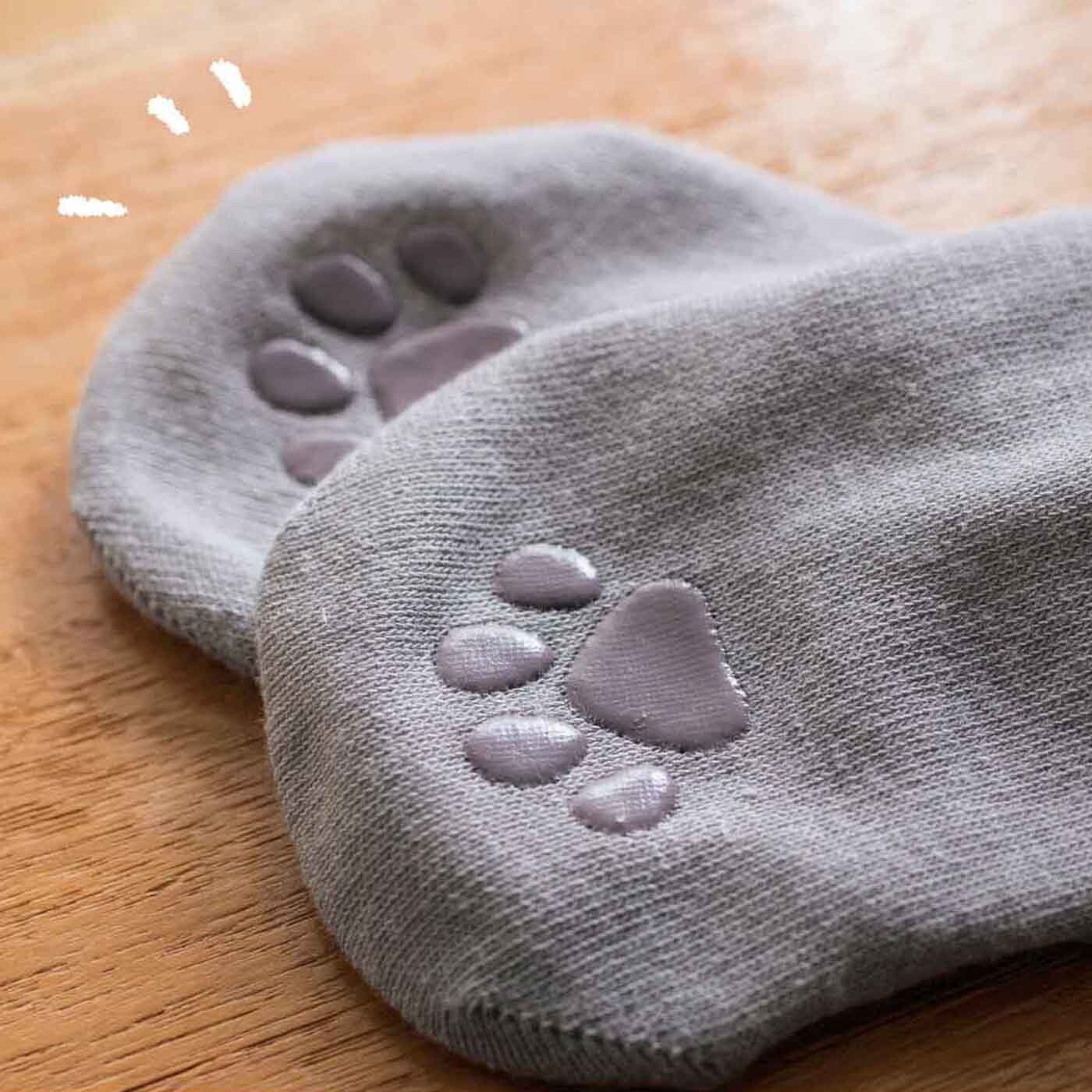Step into Summer with a Pair of Adorable Cat Paw Socks! 2