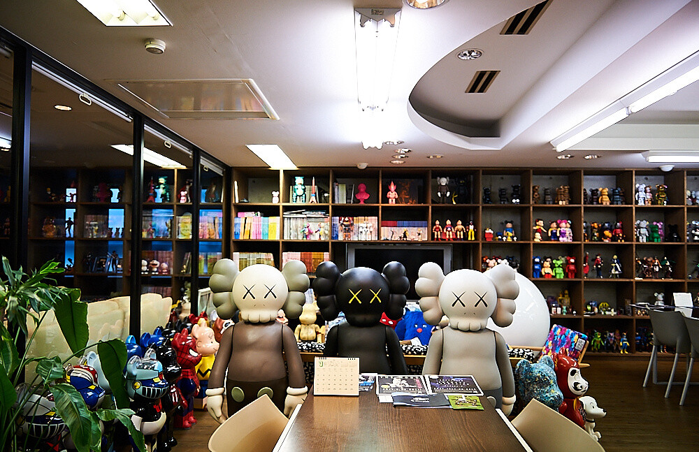 Art of Figure Making: MEDICOM TOY and BE@RBRICK 20
