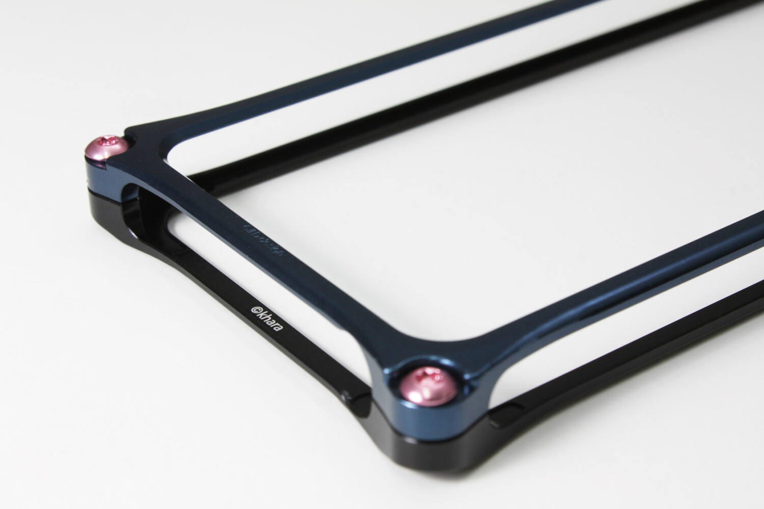 Made in Japan! Ultra Quality iPhone Cases Hold the Spirits of Popular Characters [1/2] 2