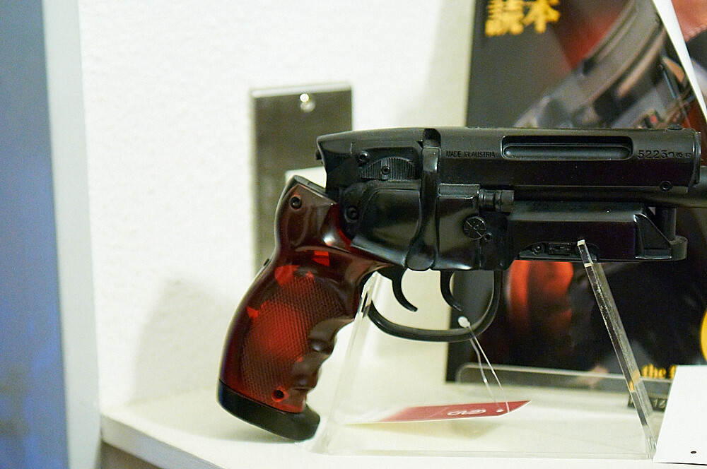 Aiming for High Dimension Anime/Manga Design: MHz Presents the Worlds of *Knights of Sidonia* and *Dorohedoro* in Clothing 42