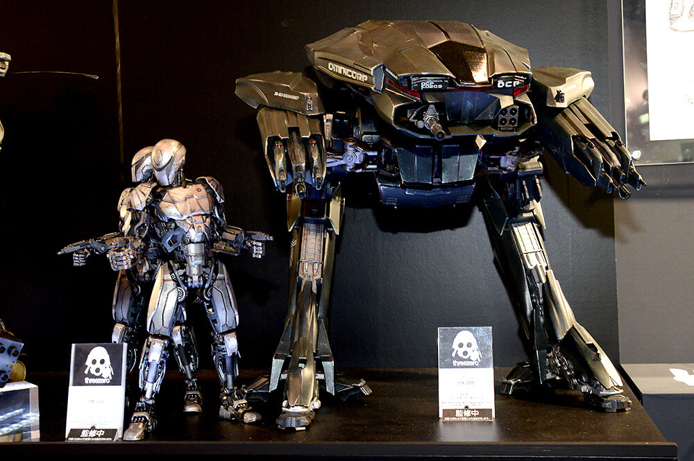 Looking Back at WonFes 2015 [Winter]! Part 1: Photo Collection of Cool & Comical Creations! 150