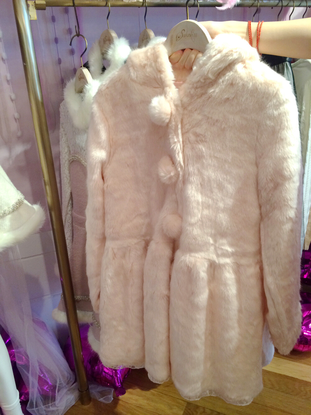 [J-Fashion] Swankiss Winter 2015 Collection: Merry Memory Go-Round 15