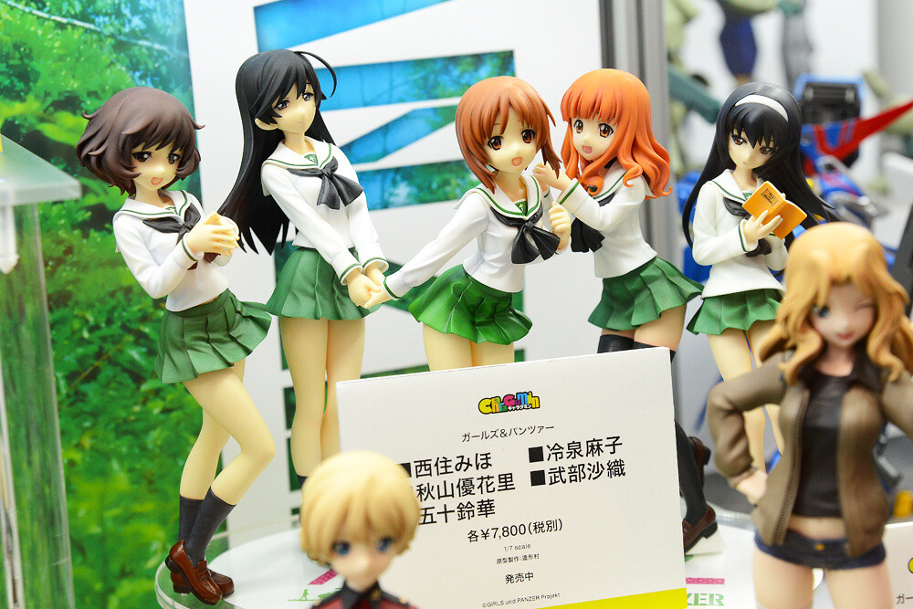 Looking Back at WonFes 2015 [Winter]! Part 2: Photo Collection of Cute and Sexy Figures! 111