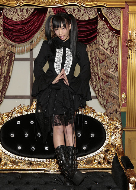 The World of Pikarin Coming to You in Apparel! The New Brand MissaMissa by Hikari Shiina Has Been Launched! 2