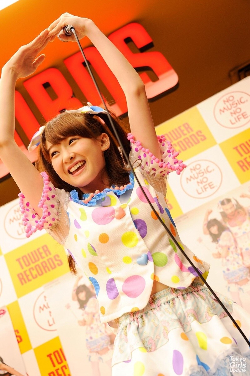 LADY BABY Whips Up a Frenzy at Tower Records in Shibuya During Release Event! 8