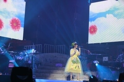 Kana Hanazawa Live 2015: Blue Avenue 2