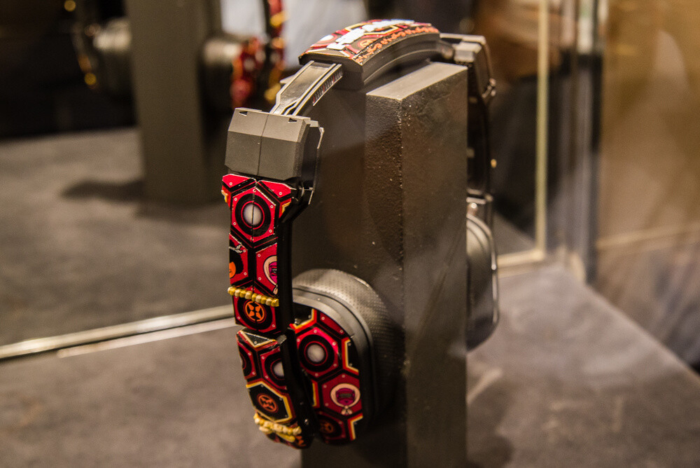 Transforming Headphones Made from an Incredible 256+ Parts! New Brand Now on Sale from Good Smile Company and Linkin Park’s Mr. Hahn 11