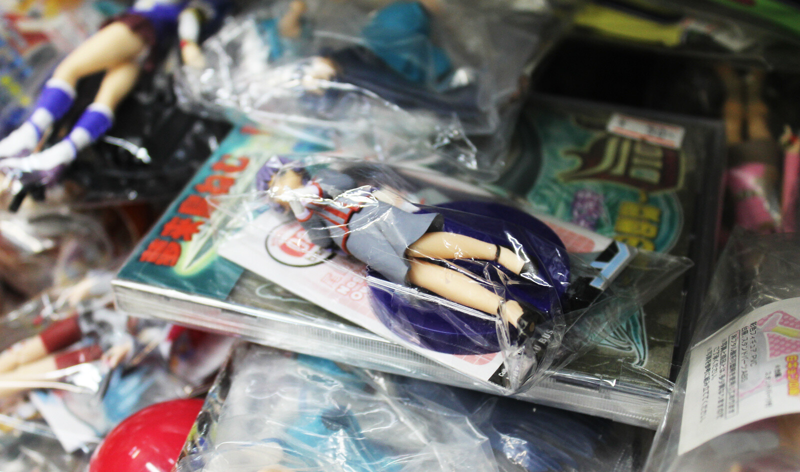 Anime World Star Goods α: A Specialty Store in Nakano that Sells Cel Drawings from Anime 16