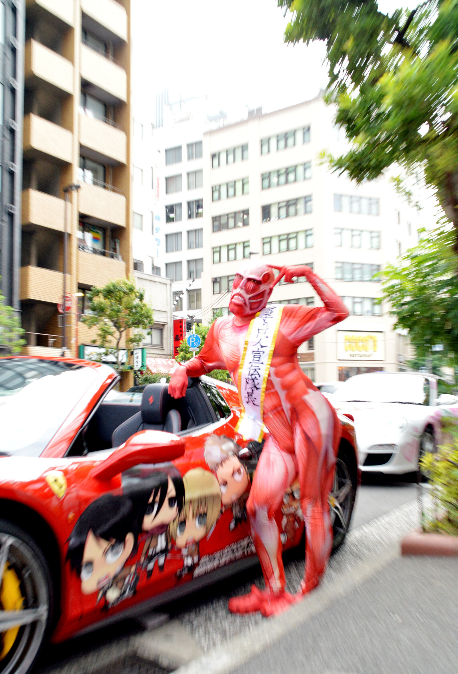 It's the Colossal Titan! 2