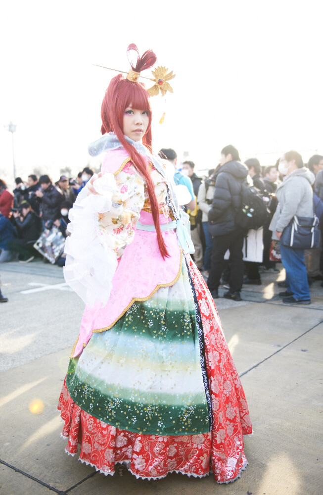2014 Winter Comiket Photo Report: Ladies Edition 21