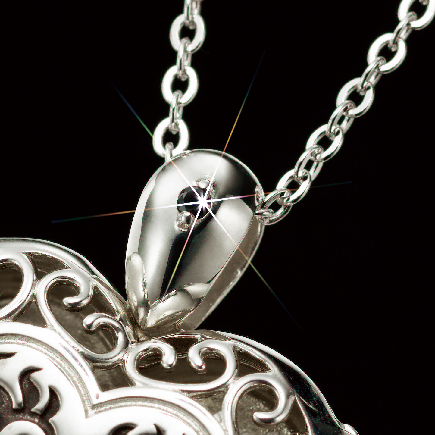 Wear Trafalgar Law’s Tattoo Close to Your Heart with a One Piece Silver Locket! 7