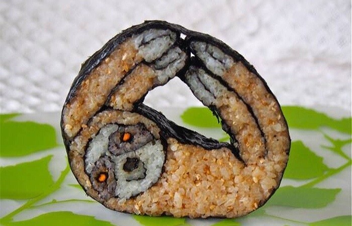 10 Coolest Sushi Pieces Ever 3