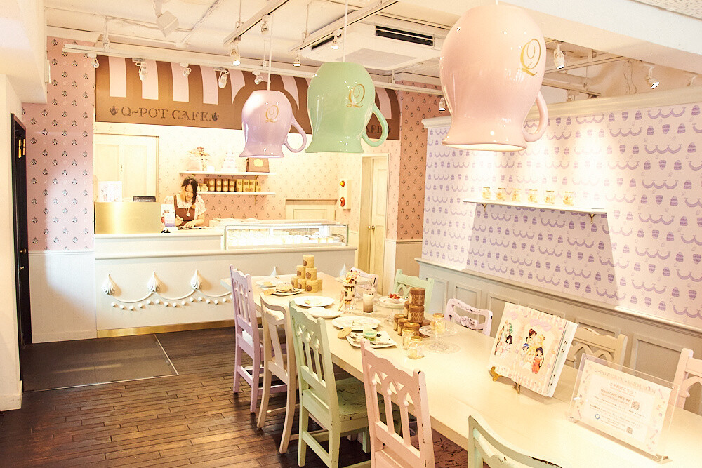 Spend A Day With Pretty Guardians at Incredible Q-pot CAFE. x Sailor Moon Collab! 36