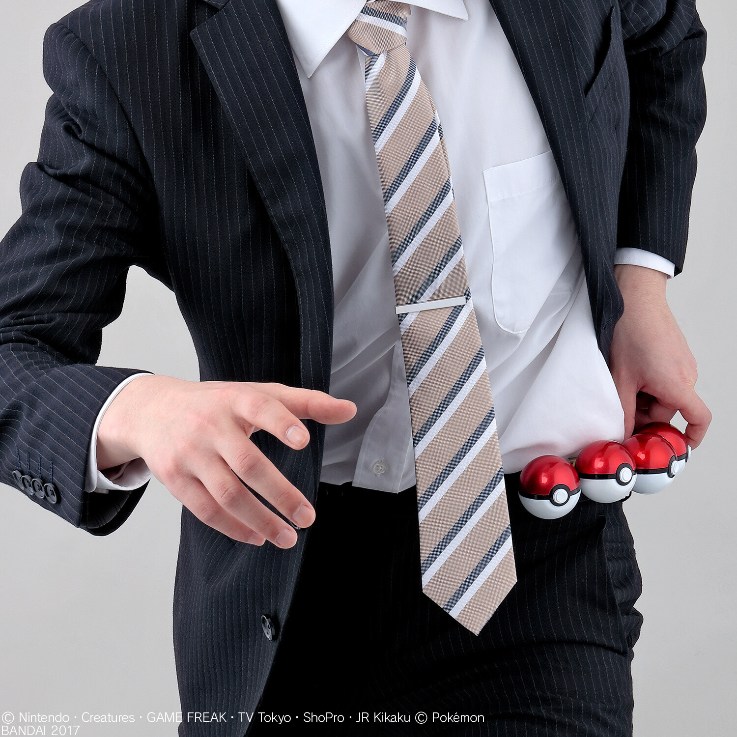 Become a Pokémon Master with Bandai's Poké Ball Collection! 1