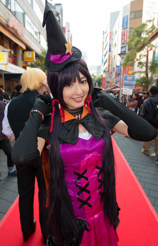 Cosplay Parade Brings Excitement to Ikebukuro! 1