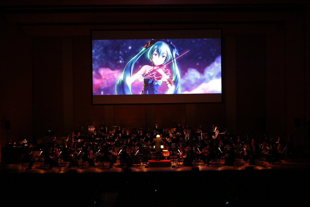 Hatsune Miku Symphony 2017 Sets Vocaloid to Full Orchestra! 4