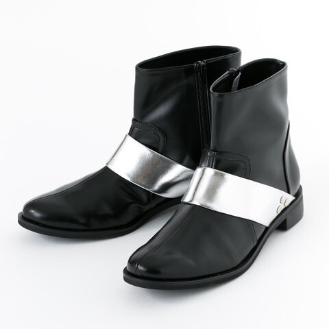 Channel Your Inner Kirito and Asuna With Sword Art Online Fashion Collab! 9