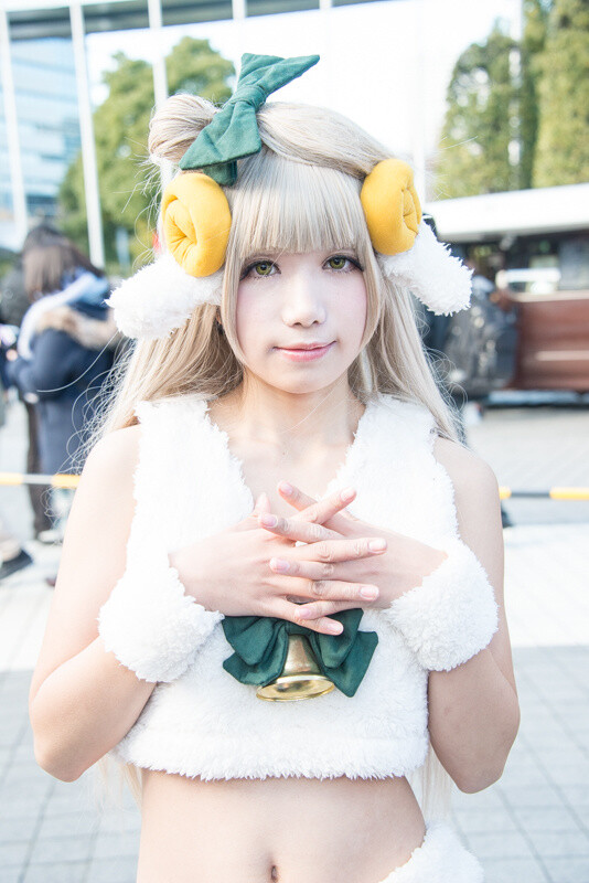 Comiket 89 Photo Report: Day 2 12
