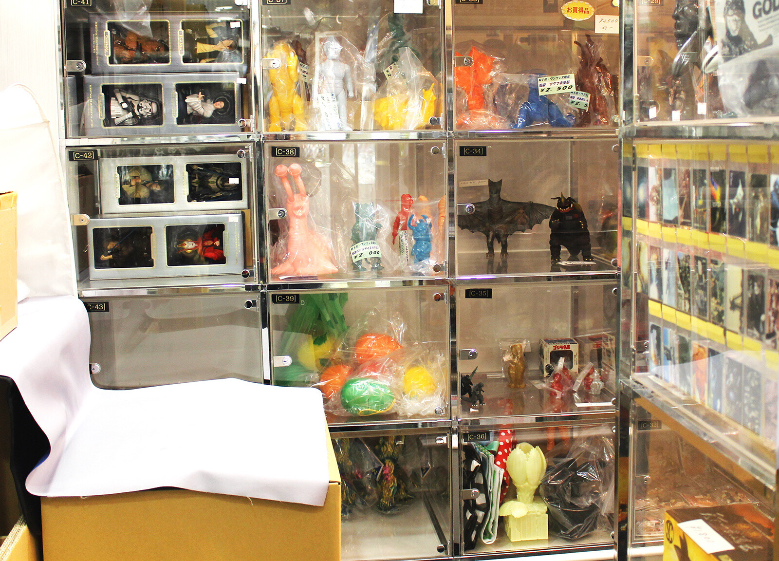 MONSTER’S LABO: Akihabara’s Soft Vinyl Monster Figure Specialty Shop and Rental Showcase 23