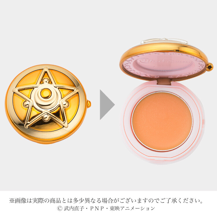 Sailor Venus is solid orange 5