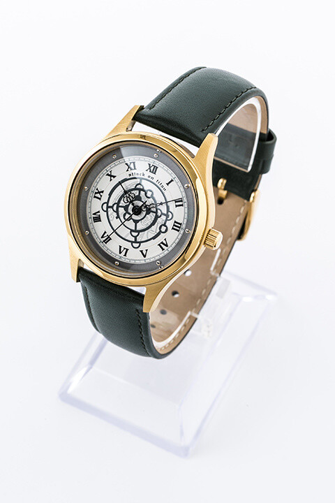 Stay Warm In Stylish Attack on Titan Survey Corps-Inspired Fall Gear! 18