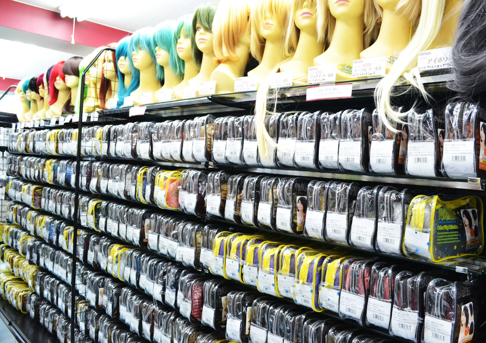 TOM Infiltrates the Best Anime Shop in the World! [1/3] 11