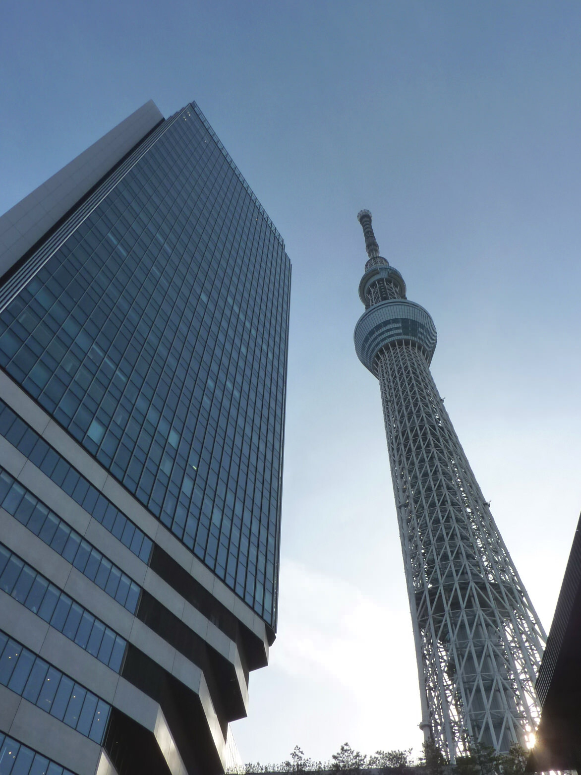 German Intern Takes Us on a Tour of Nitroplus 1