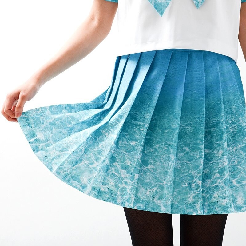 10 Items That Prove Anyone Can Rock a Sailor Suit 2