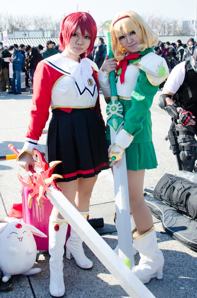 2014 Winter Comiket Photo Report: Ladies Edition 35