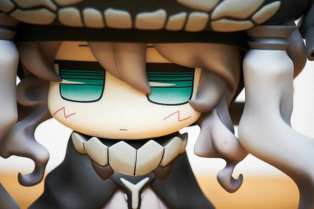 Even the face is huge! (；´Д｀) Ginormous 22